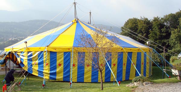 chapiteau traditionnel